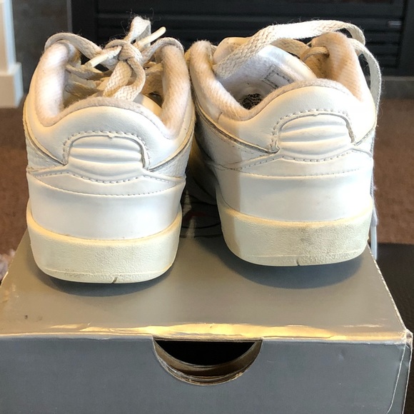 Air Jordan 2 “Pure White” size 7c - Picture 3 of 3